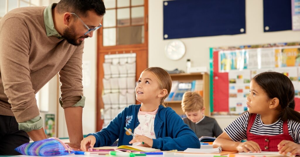 A Importância do Feedback no Boletim Escolar para o Desenvolvimento dos Alunos